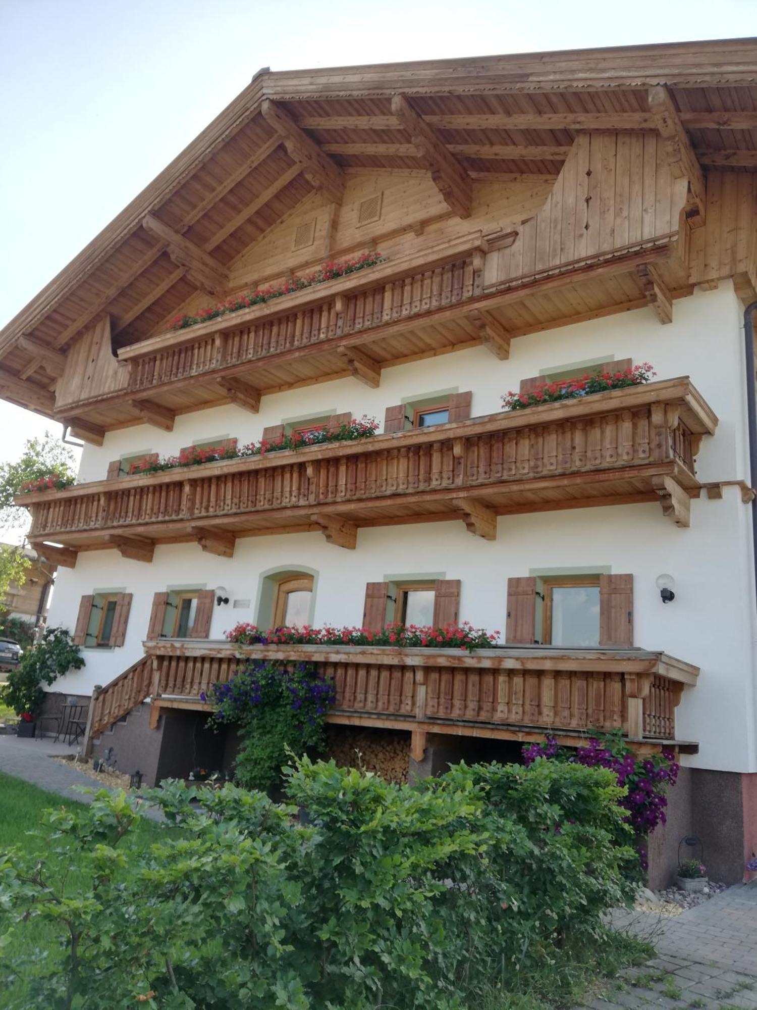 Ferienwohnung Biobauernhof Schuster Hopfgarten im Brixental Exterior foto